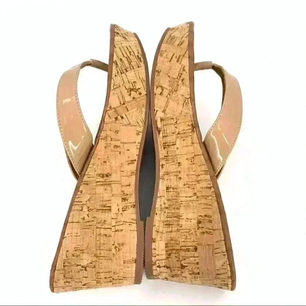 New Cato Womens sandals size 8 taupe flip flops cork platform